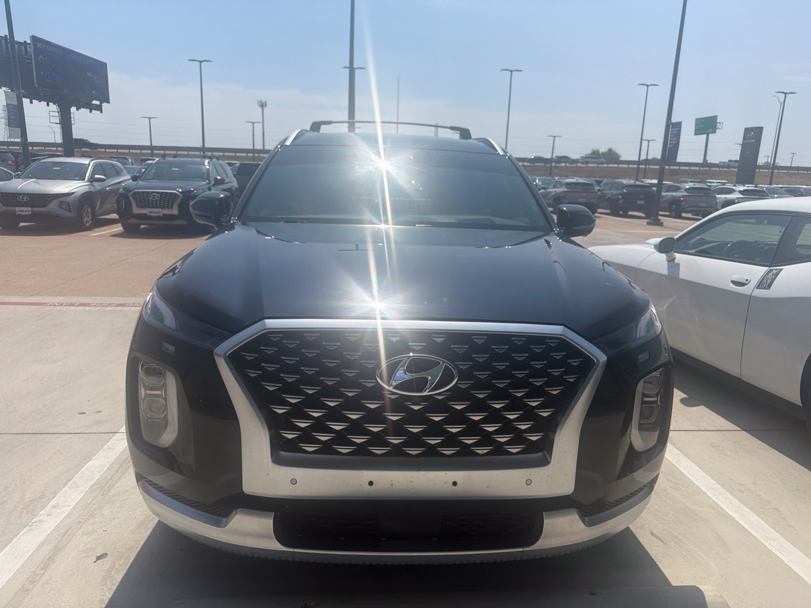 Used 2021 Becketts Black Hyundai Calligraphy image 2