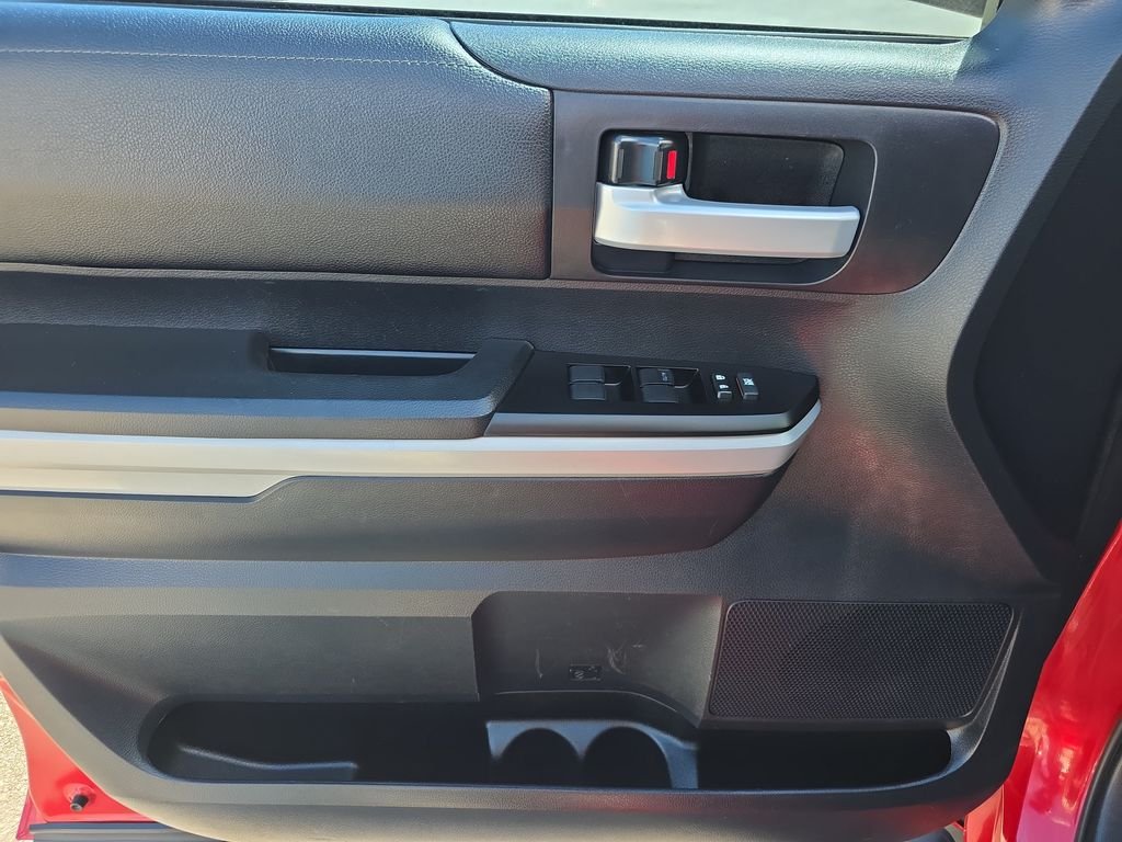 2019 Toyota Tundra SR5 - Photo 17