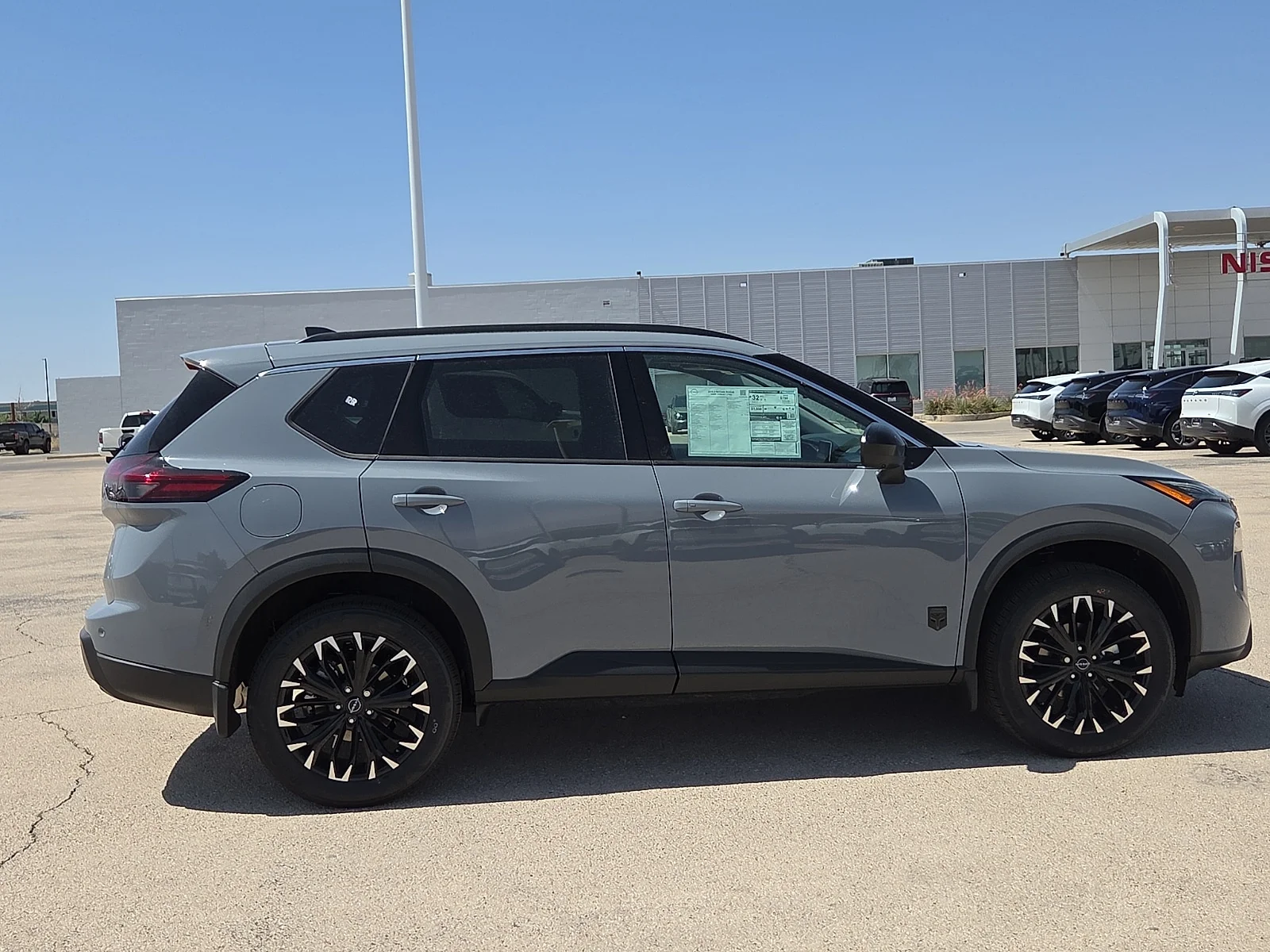 New 2026 Boulder Gray Nissan Dark Armor Front-Wheel Drive 2026.5 image 5