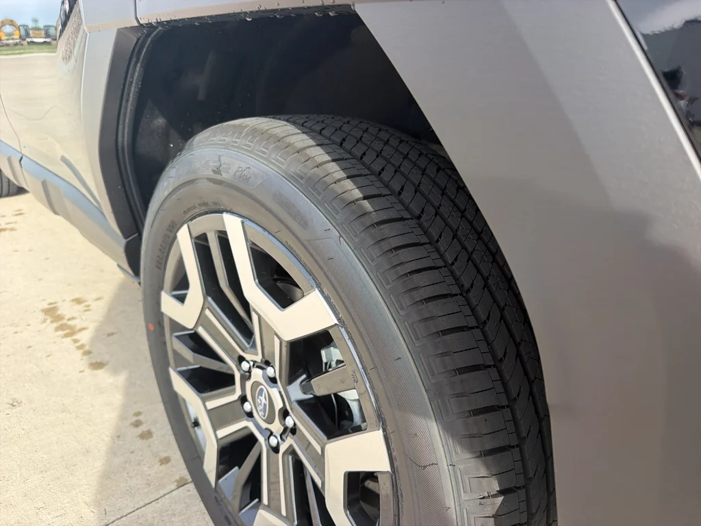 New 2026 CRYSTAL BLACK SILICA Subaru Touring XT image 8