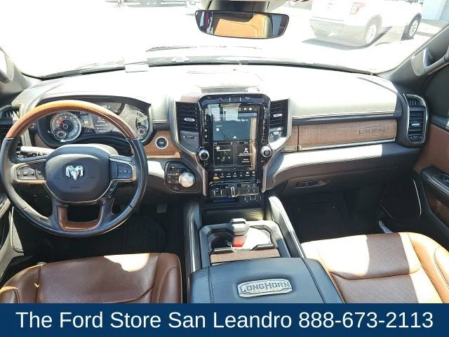 Used 2022 Diamond Black Ram Limited image 17