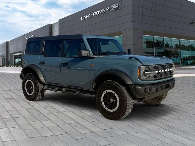 Used 2023 Blue Ford Badlands image 7