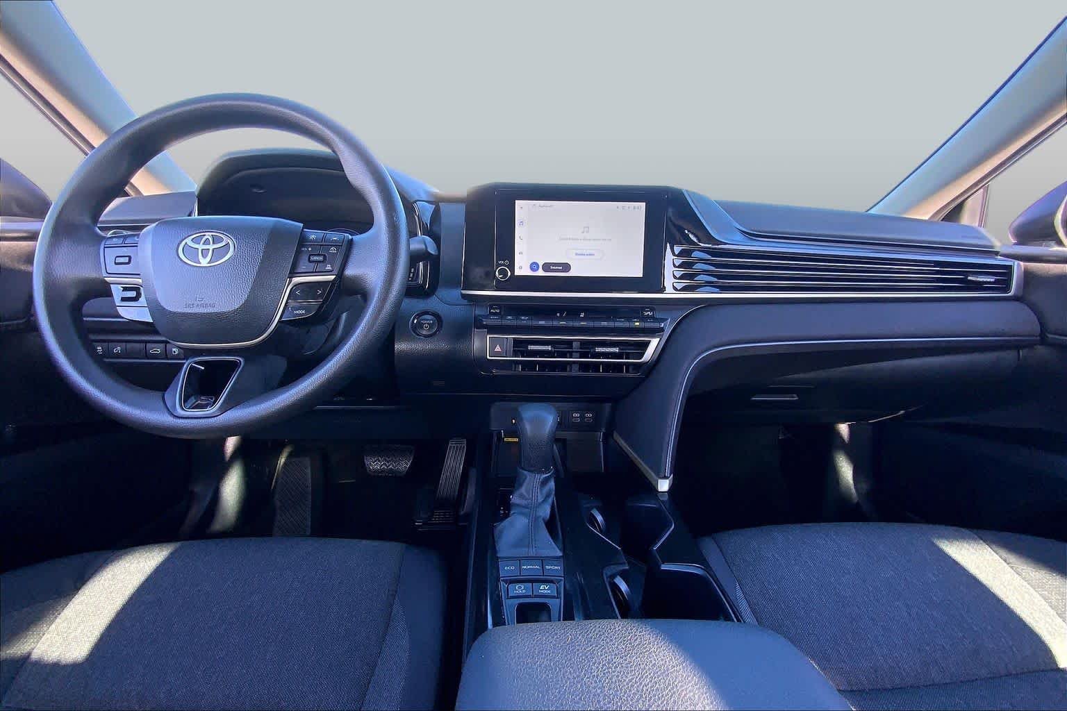 Used 2025 Midnight Black Metallic Toyota LE image 15