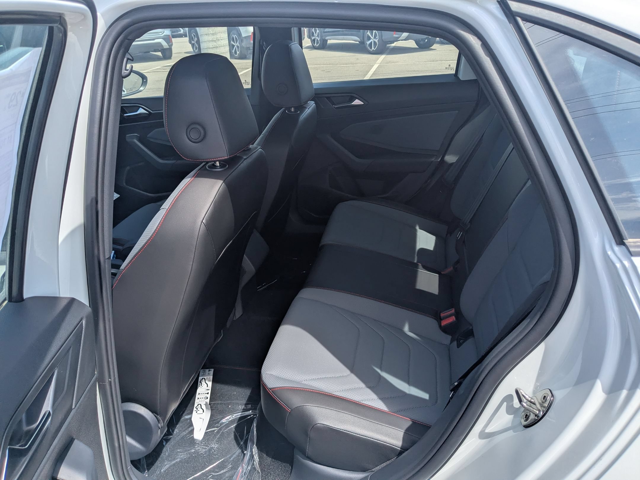 New 2026 Pure White Volkswagen Autobahn image 20