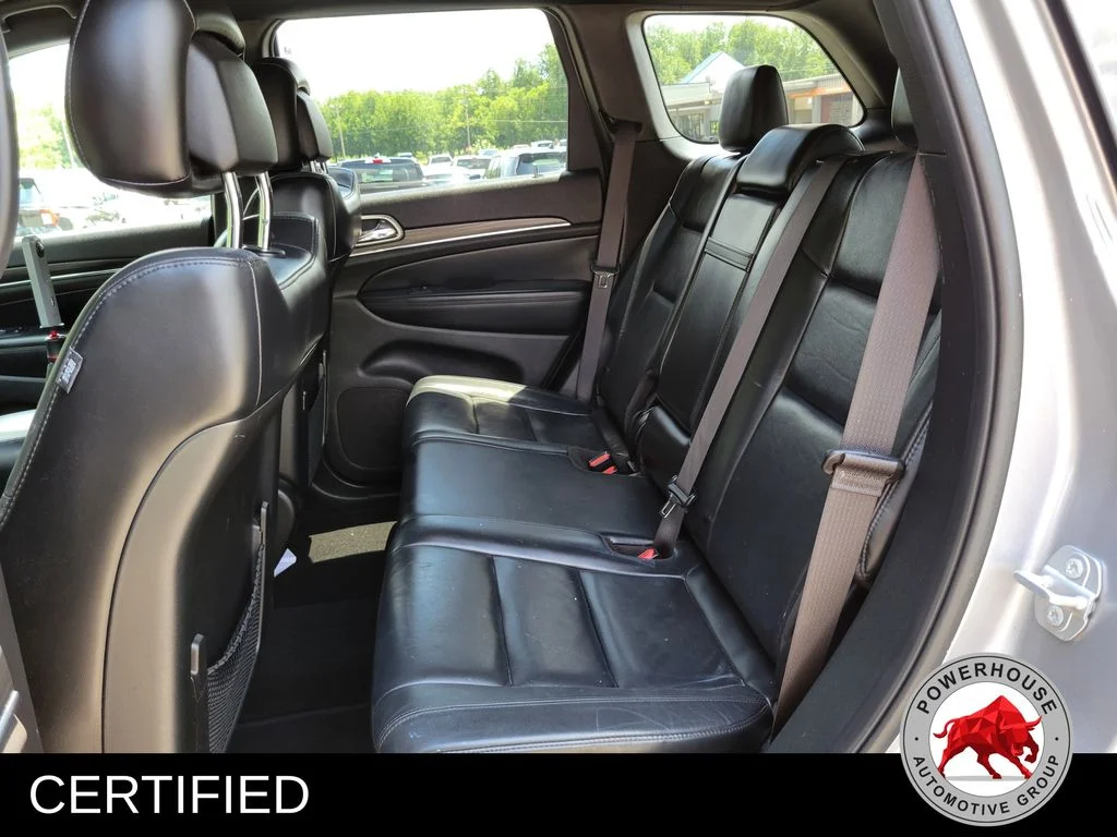 Used 2019 Silver Jeep Limited image 17