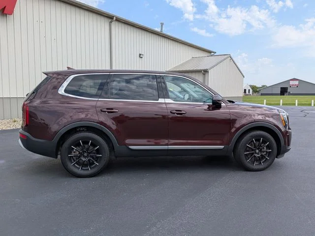 Used 2021 Purple Kia LX image 8