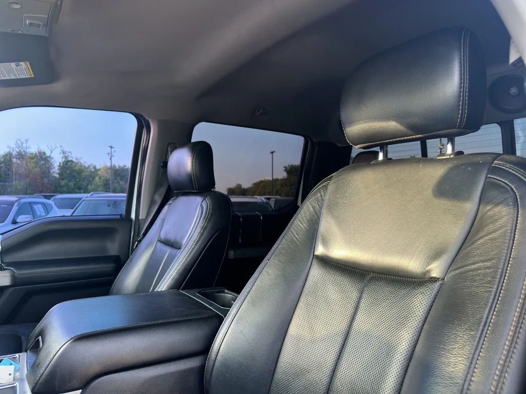 Used 2020 Oxford White Ford LARIAT image 8