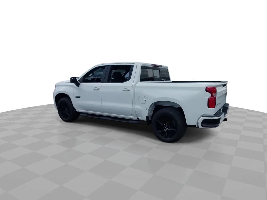 New 2026 Summit White Chevrolet RST image 6