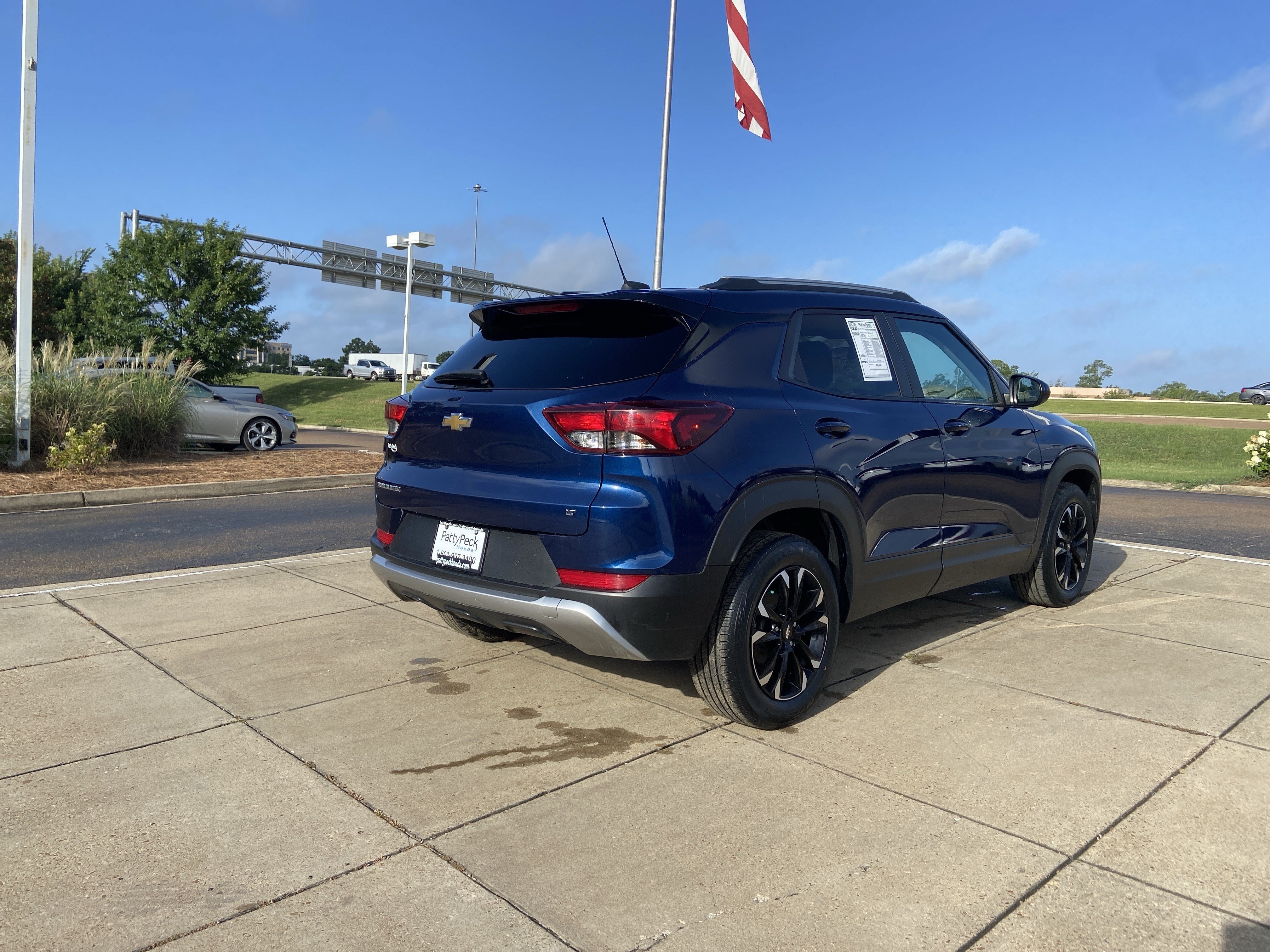 Used 2023 Blue Glow Metallic Chevrolet LT image 11
