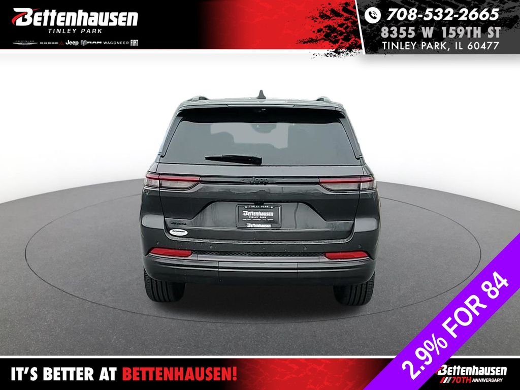 New 2026 Baltic Gray Metallic Clear-Coat Exterior Paint Jeep Limited Reserve image 6