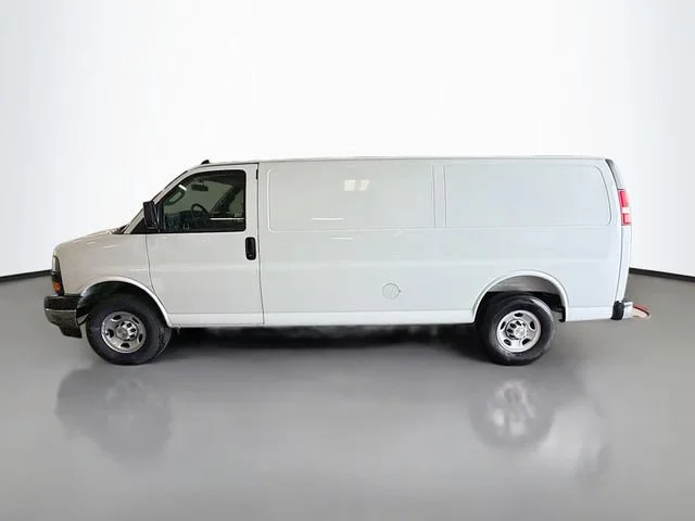 2025 Chevrolet Express Cargo Work Van - Photo 11