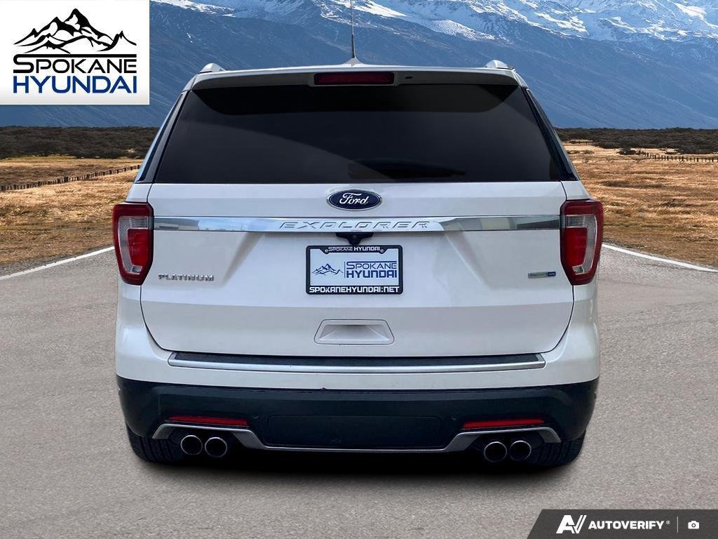 Used 2018 White Platinum Metallic Tri-Coat Ford Platinum image 4