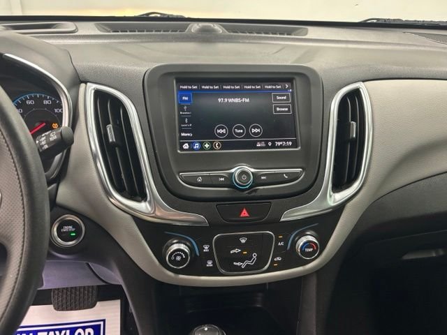 Used 2020 White Chevrolet LS image 23