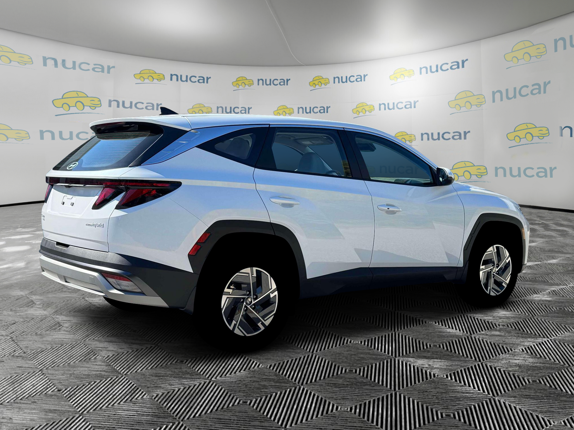 2026 Hyundai Tucson Hybrid — photo 8