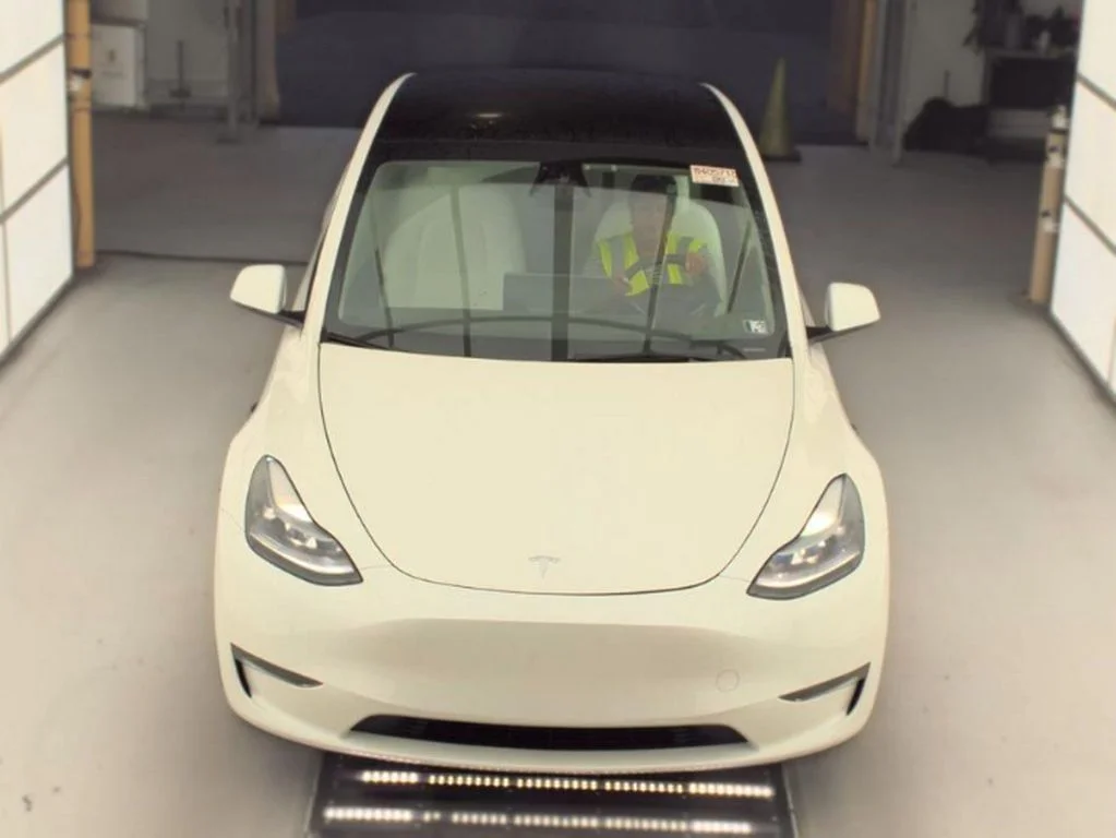 Used 2023 Tesla Model Y Performance with VIN 7SAYGDEF7PF836633 for sale in Parma, OH