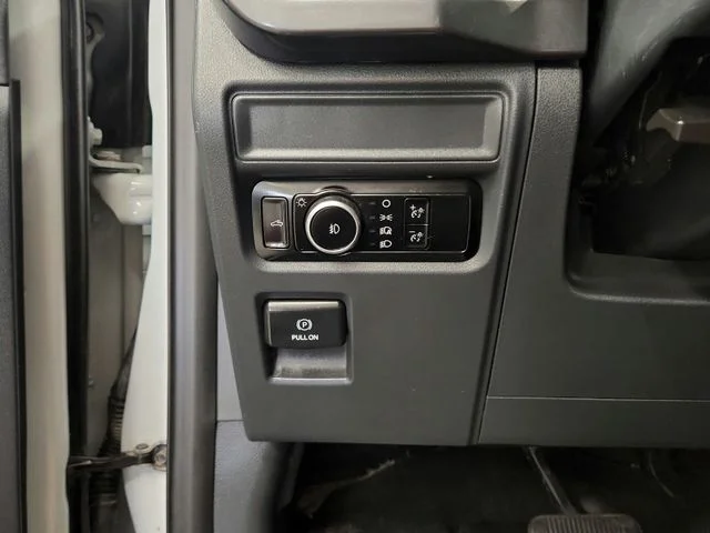 Used 2024  Ford STX image 28