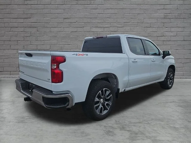 Used 2024 Summit White Chevrolet LT (2FL) image 6