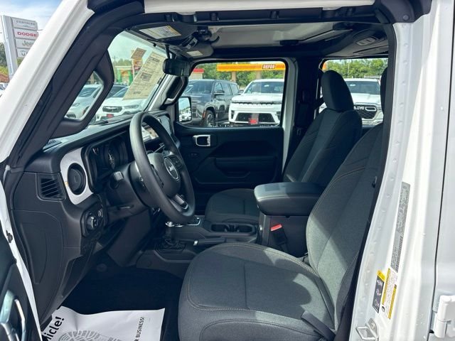 New 2026 Bright White Clear-Coat Exterior Paint Jeep Sport image 13