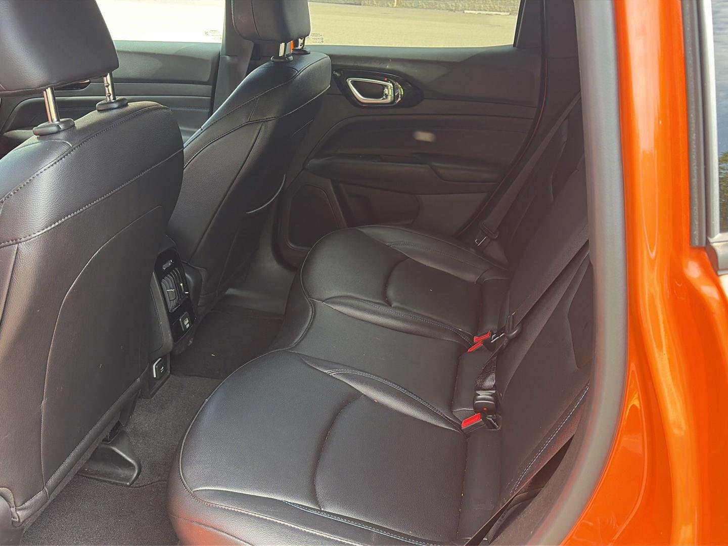 Used 2026 Joose Jeep Limited Altitude image 6