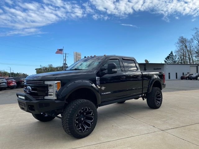 Used 2019 Ford F-250 Super Duty Lariat with VIN 1FT7W2BT7KEC58909 for sale in Little Rock