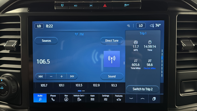 Used 2024 Antimatter Blue Metallic Ford XLT image 30