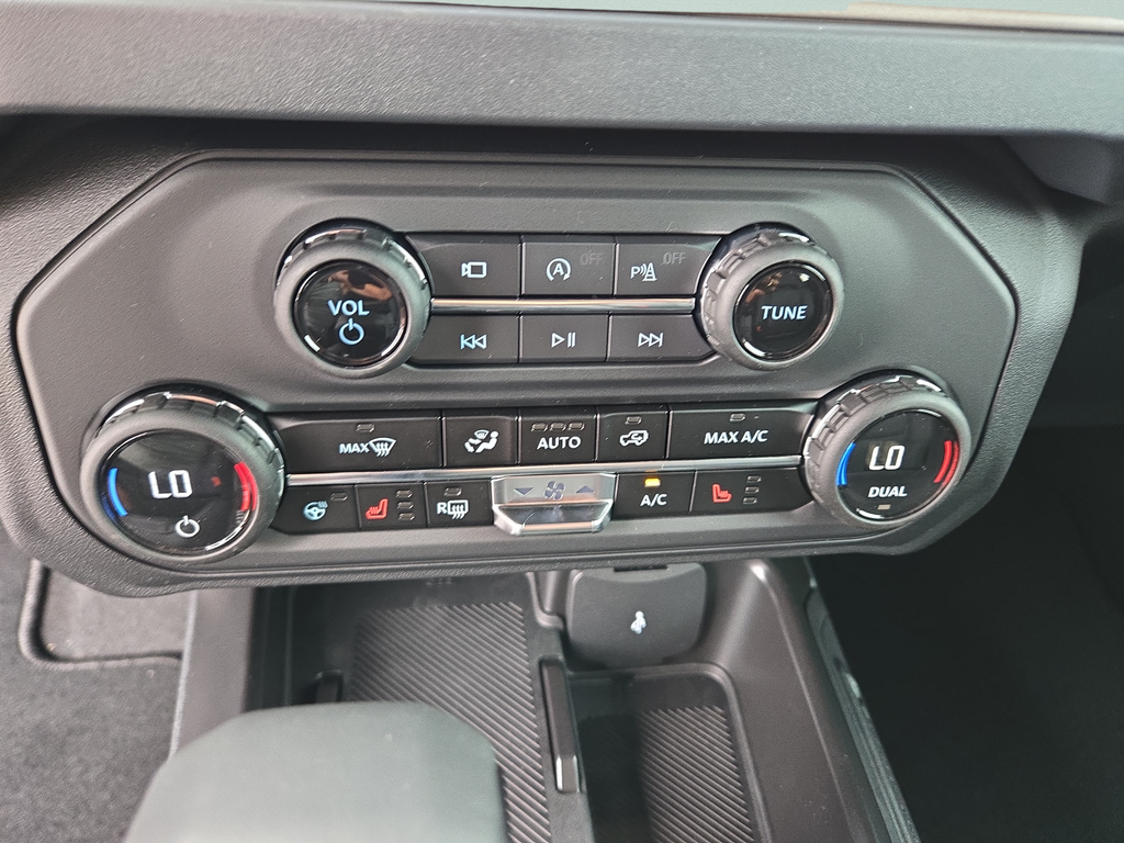 New 2026 Avalanche Gray Ford Outer Banks® image 23