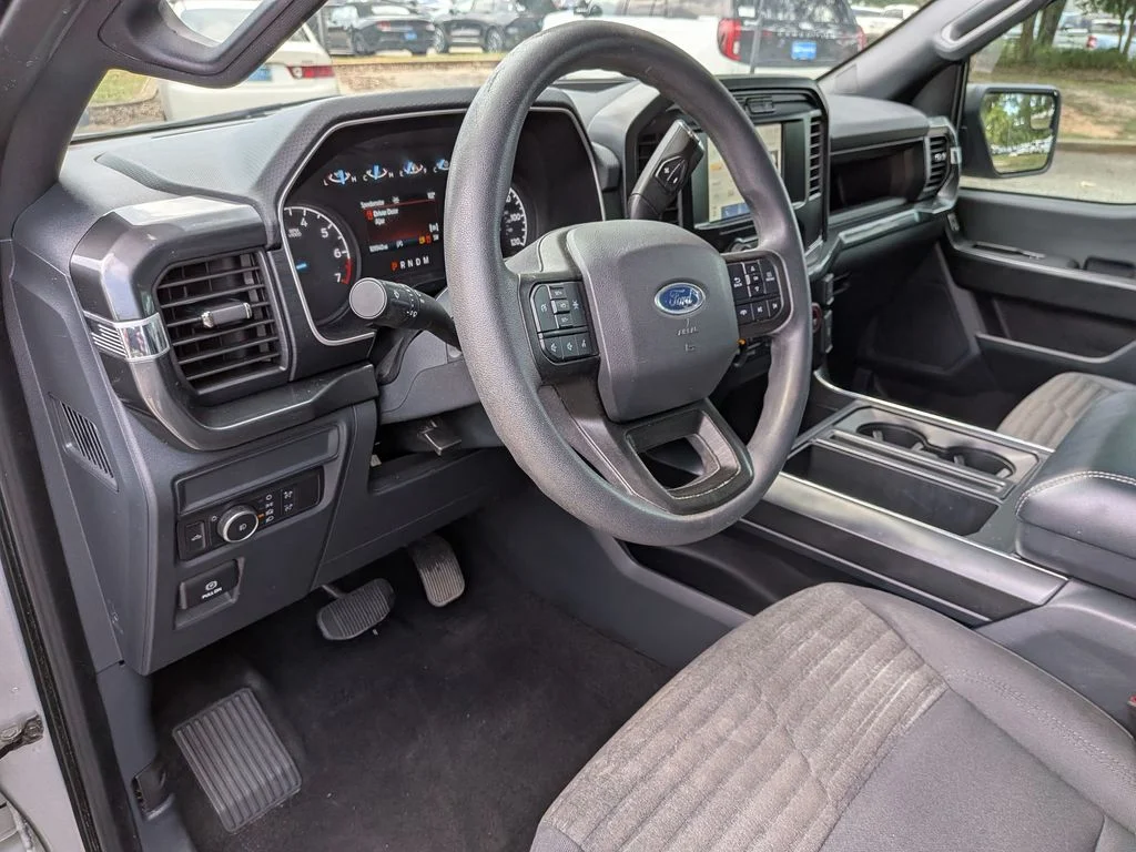 Used 2022 Silver Ford XL image 33