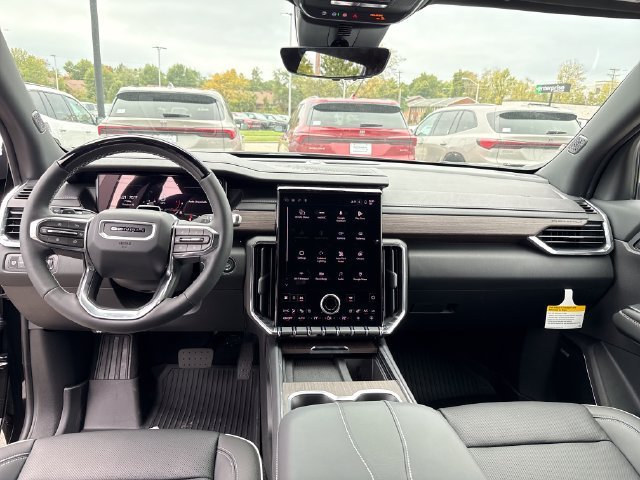 2027 GMC Acadia Denali - Photo 15