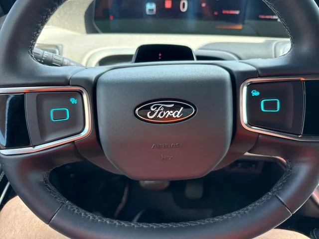 New 2026 Glacier Gray Metallic Tri-Coat Ford Platinum® image 21