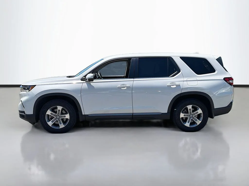 Used 2025 Platinum White Pearl Honda EX-L image 9