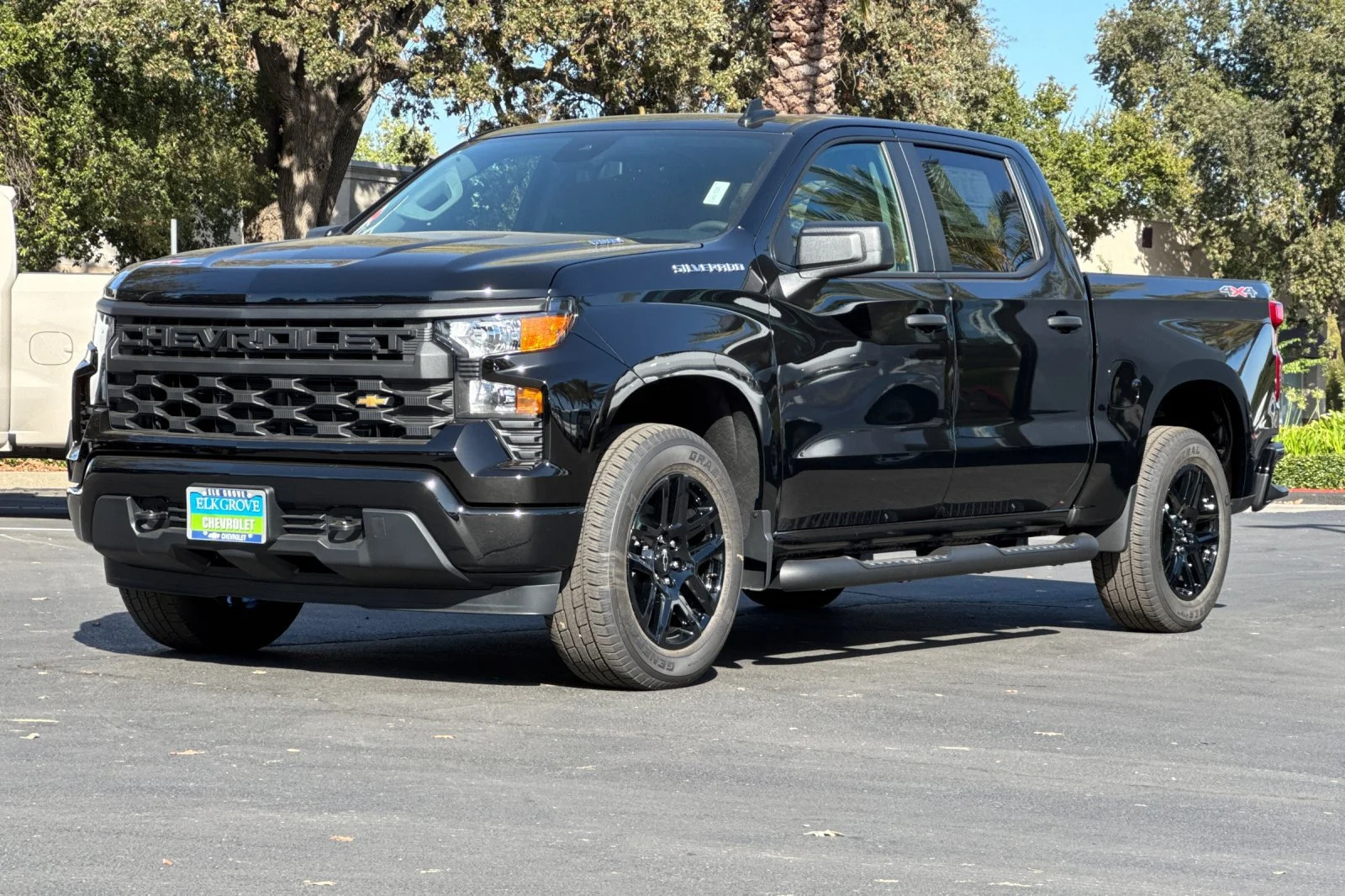 2026 Chevrolet Silverado 1500 Custom view 7