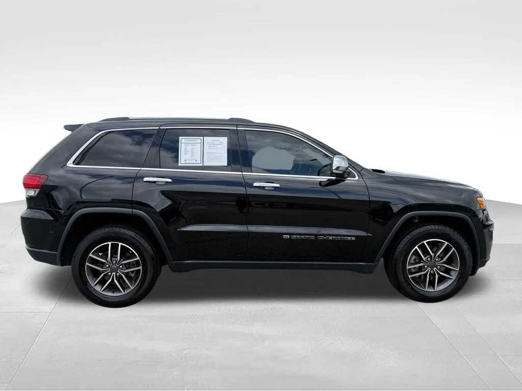 Used 2022 Black Jeep Limited image 30