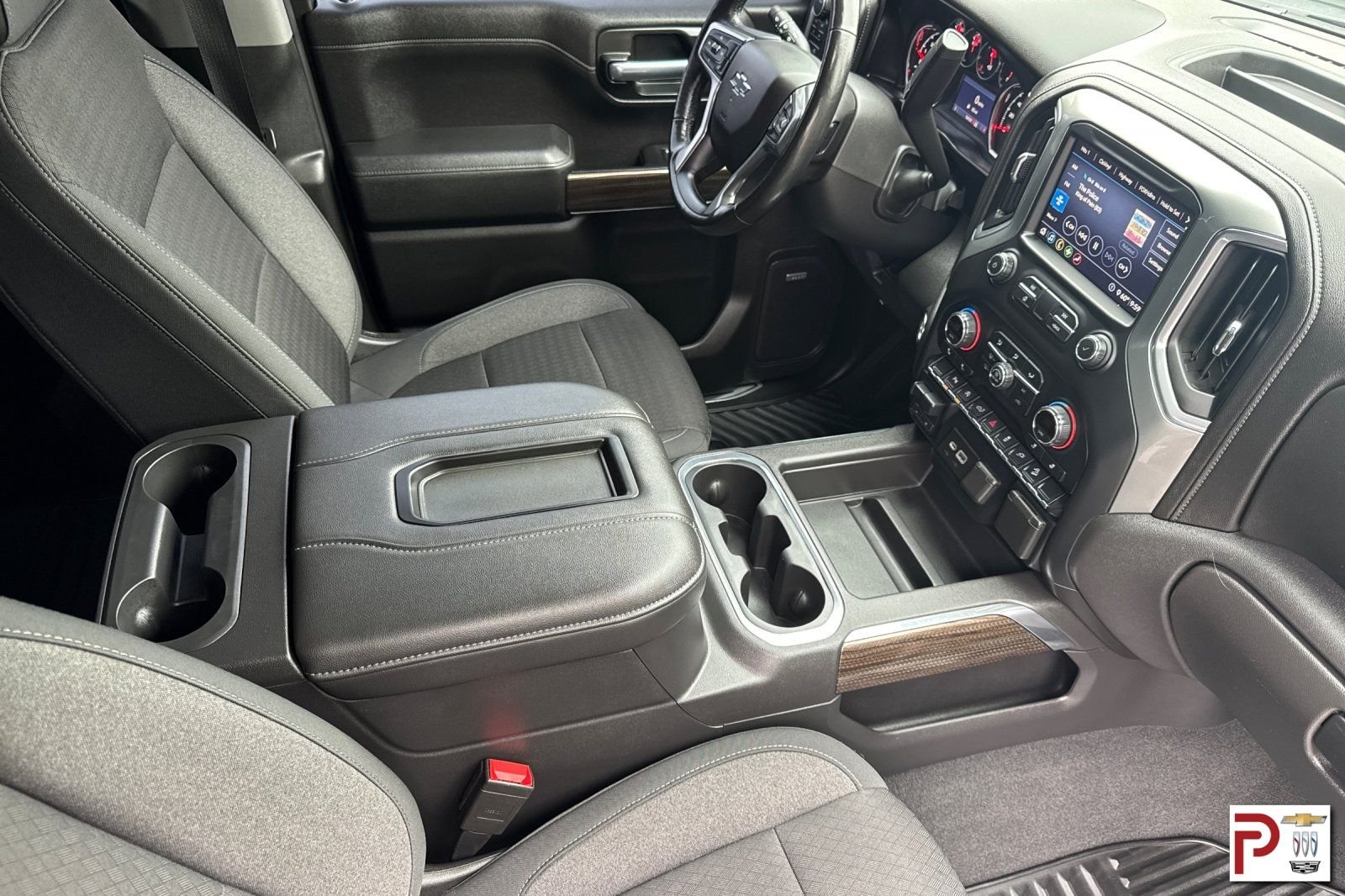 Used 2020 White Chevrolet RST image 17