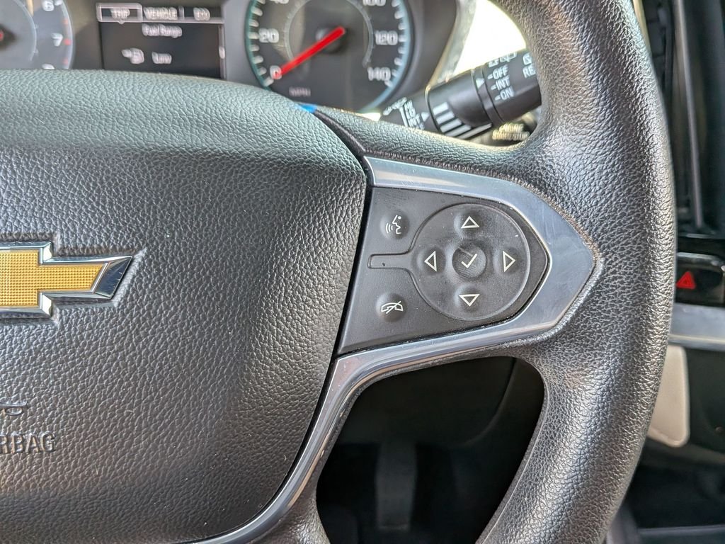 Used 2022 Silver Chevrolet LS image 23