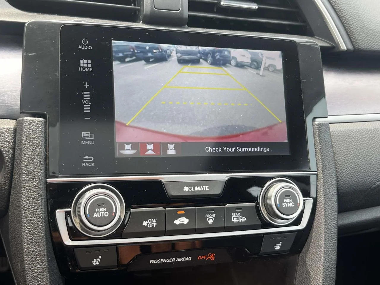 Used 2016 Red Honda Touring image 37