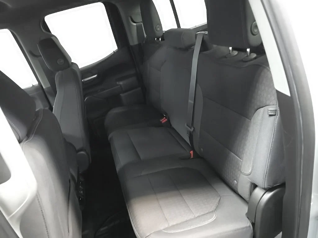 Used 2020 SILVER ICE METALLIC Chevrolet LT image 33