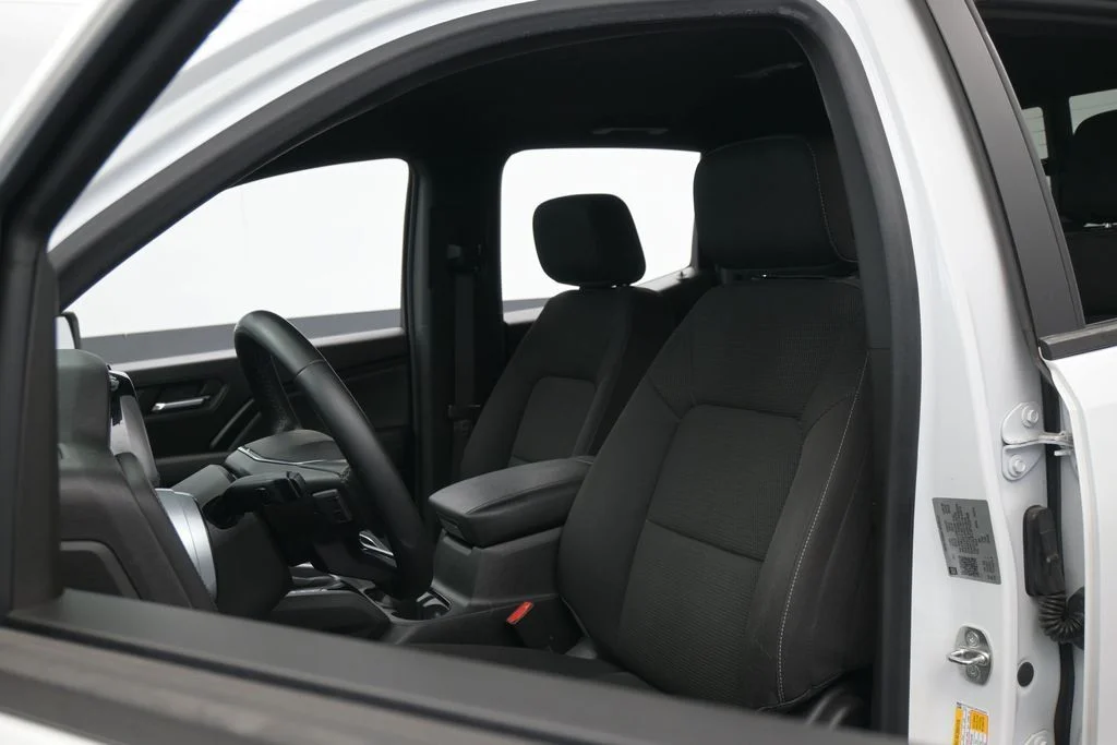 Used 2023 Summit White Chevrolet LT image 10