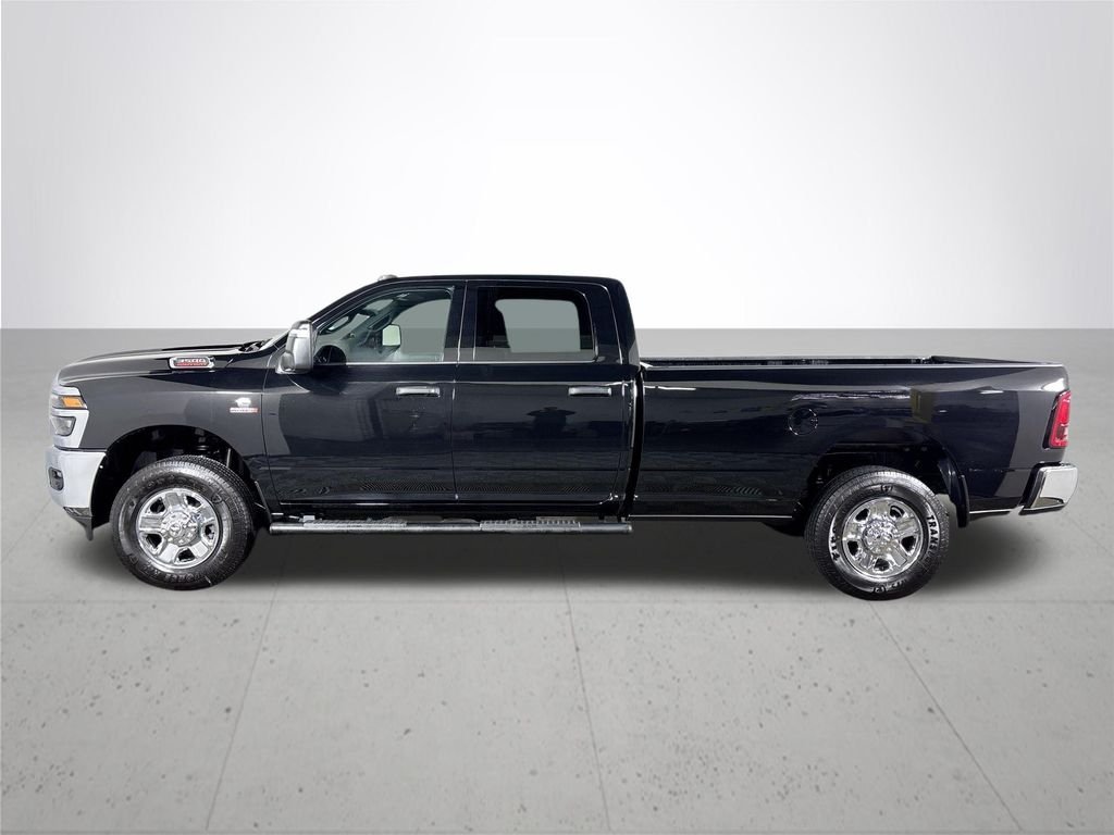 2026 RAM 3500 Tradesman - Photo 9