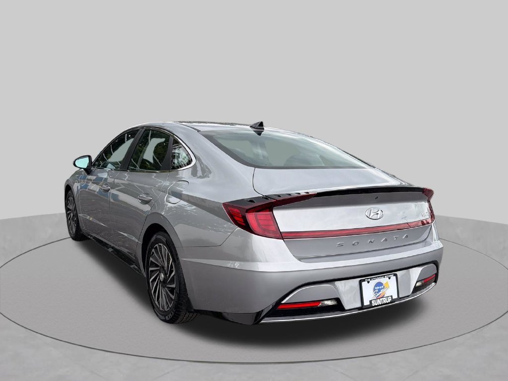 Used 2023 Silver Hyundai SEL image 10