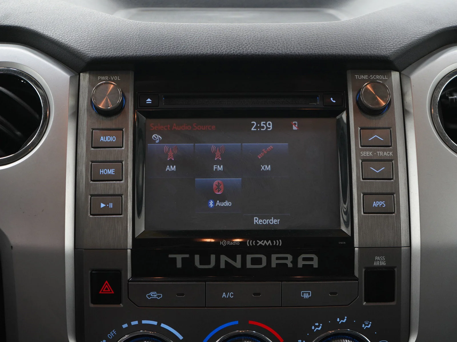 Used 2018 Cement Toyota SR5 image 18
