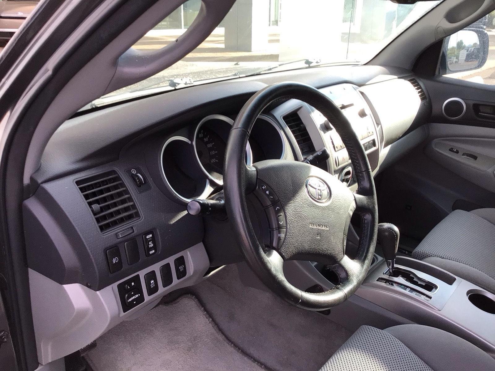 Used 2009 Magnetic Gray Metallic Toyota PreRunner image 25