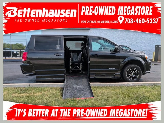 Pre-Owned 2015 Dodge Grand Caravan SXT 4D Passenger Van