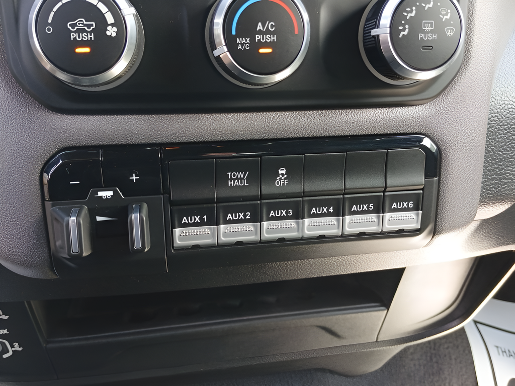 Used 2023 Silver Ram Tradesman image 19