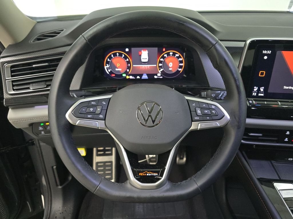 Used 2024 Gray Volkswagen 2.0T Peak Edition SE w/Technology image 7
