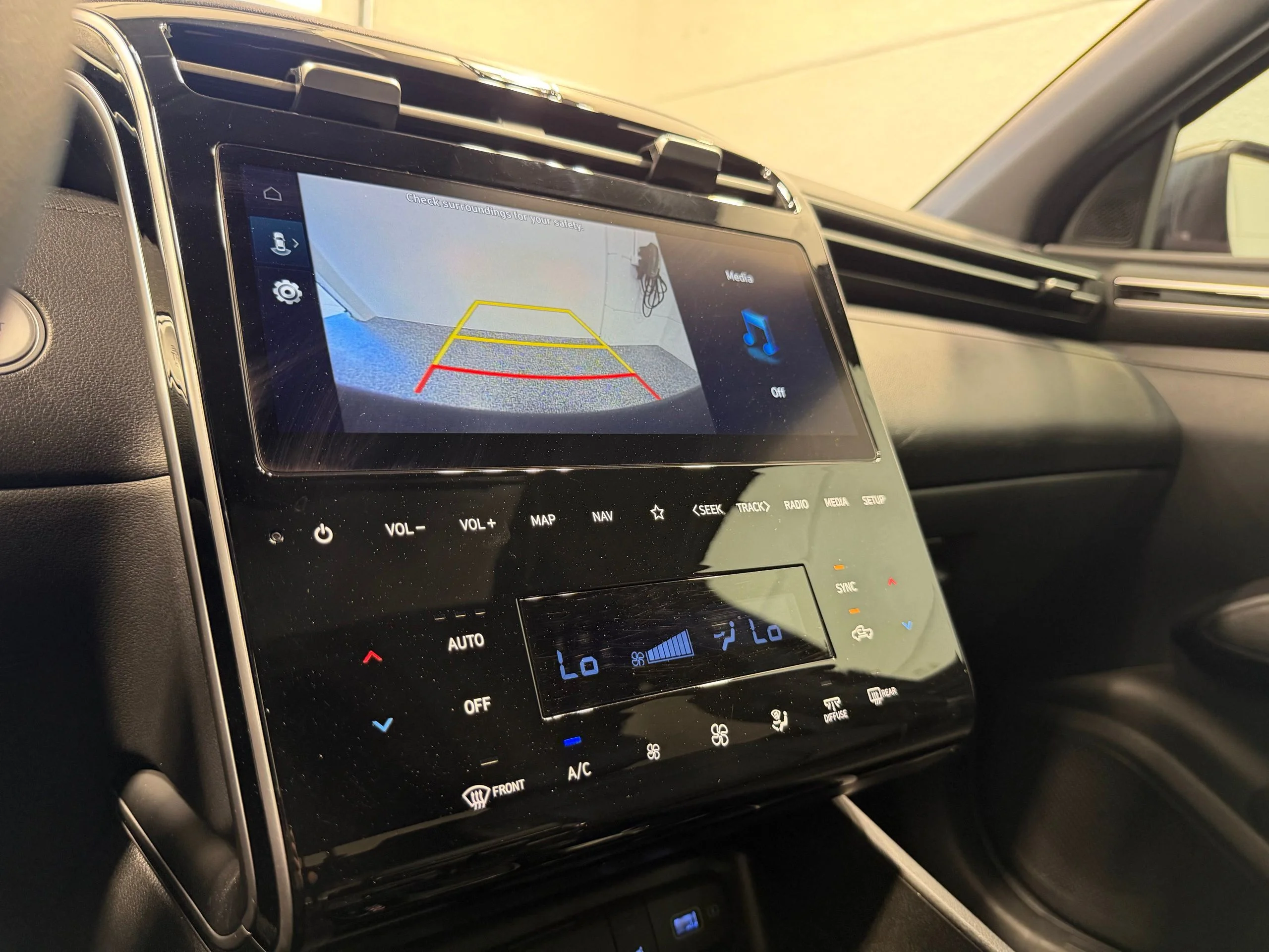 Used 2024 Black Hyundai NIGHT image 43
