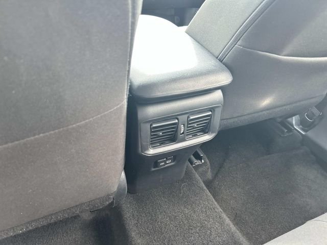 Used 2025 White Toyota XLE image 18