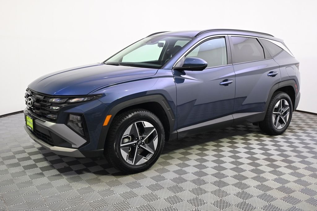 Certified 2025 Hyundai Tucson SEL with VIN 5NMJBCDEXSH507531 for sale in St. Louis Park, Minnesota