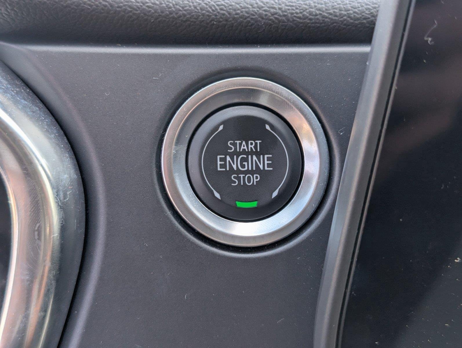 Used 2025 Riptide Blue Metallic Chevrolet 2LT image 26