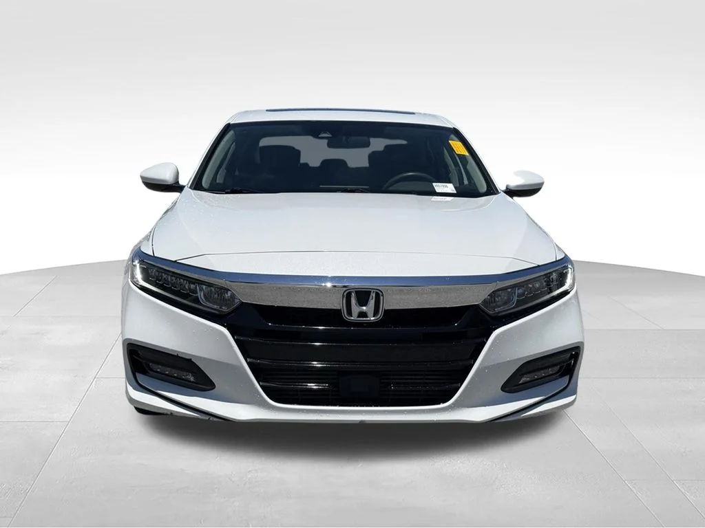 Used 2018 White Honda EX image 22
