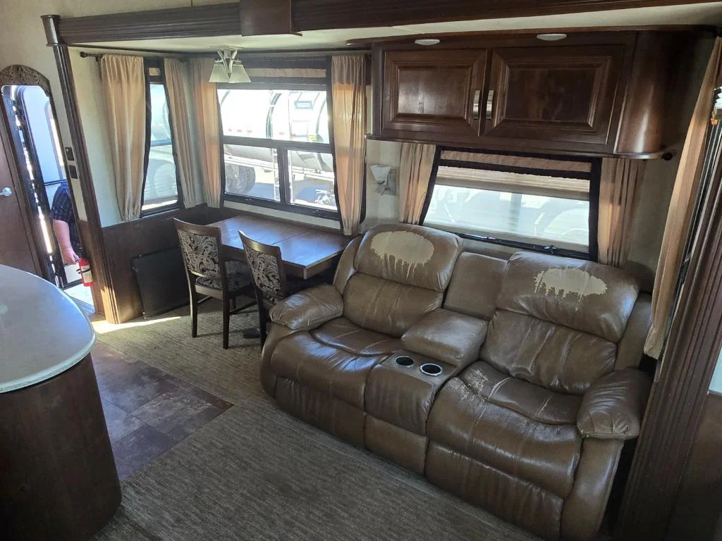 Used 2013 Tan Crossroads  image 17